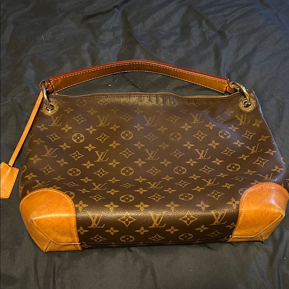 Louis Vuitton Handbags - Louis Vuitton Brown Monogram Shoulder Bag